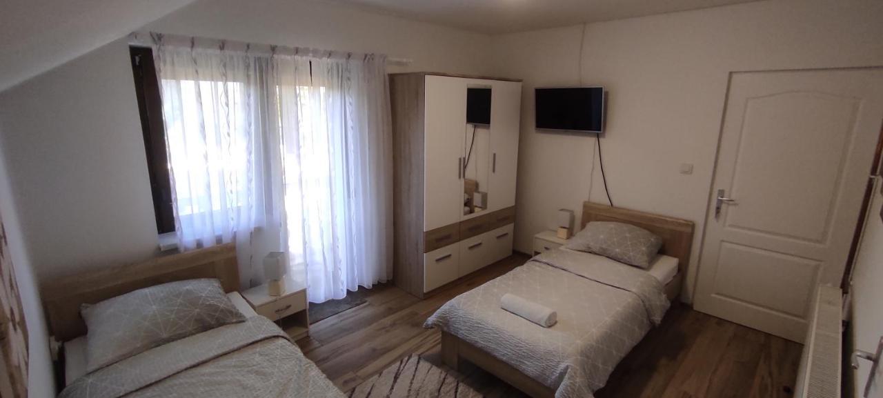 Apartman Majetic Otočac Eksteriør bilde